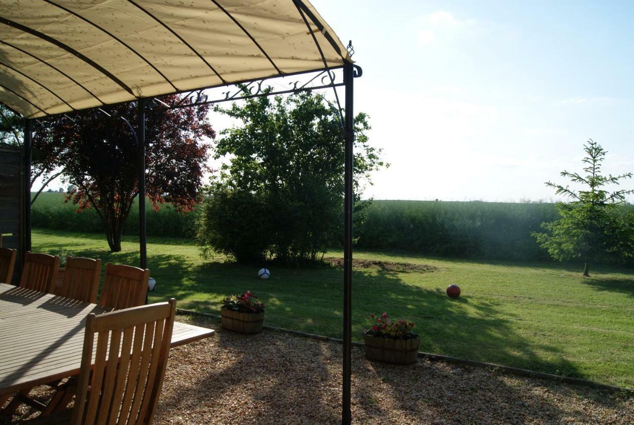 La Bihourderie Bed & Breakfast Azay-sur-Indre Exterior photo